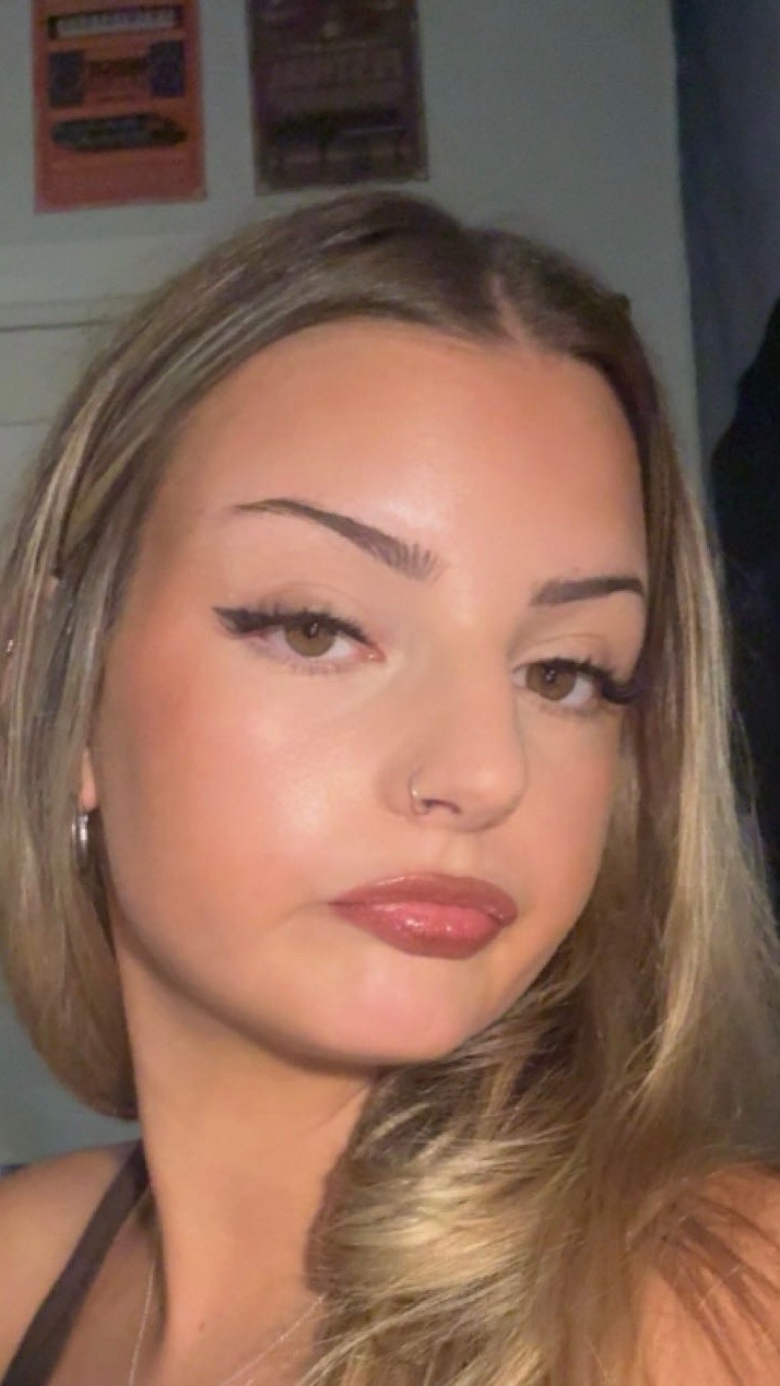 Lacey, Salon Assistant at Rosewood Hair Face Body in Woonona